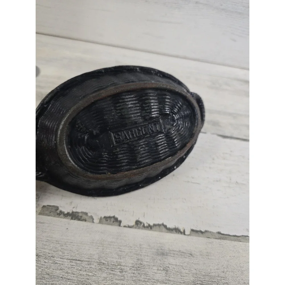 Vintage Sargent Cast Iron Miniature Basket Towers Hardware Jacksonville FLA 6.5